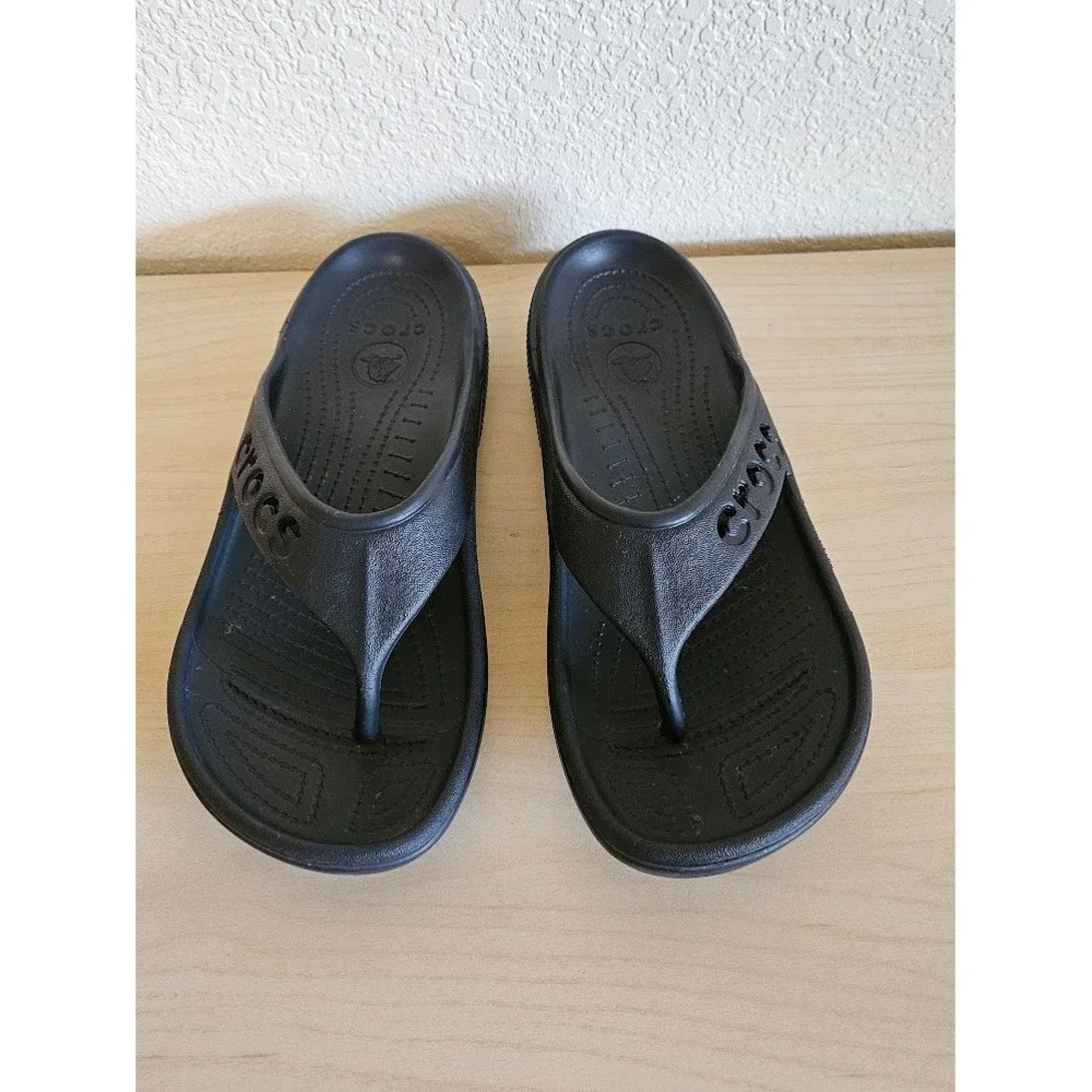 Crocs Baya Sandals Flip Flops Unisex Black Women 10 Men 8 Slip On Thong